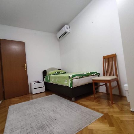 "Idea" Room With Free Parking 스플리트 외부 사진